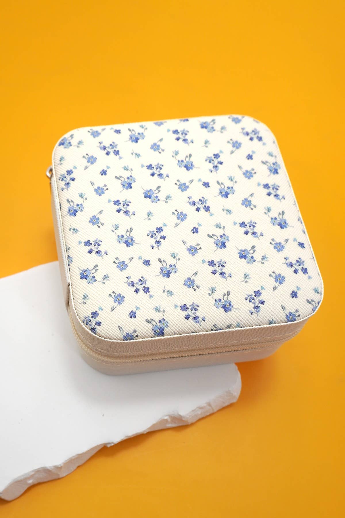 Sweet Things Travel Jewelry Case